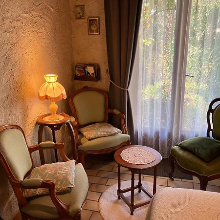 Bed and Breakfast La Maréchalerie Monthodon Exterior foto