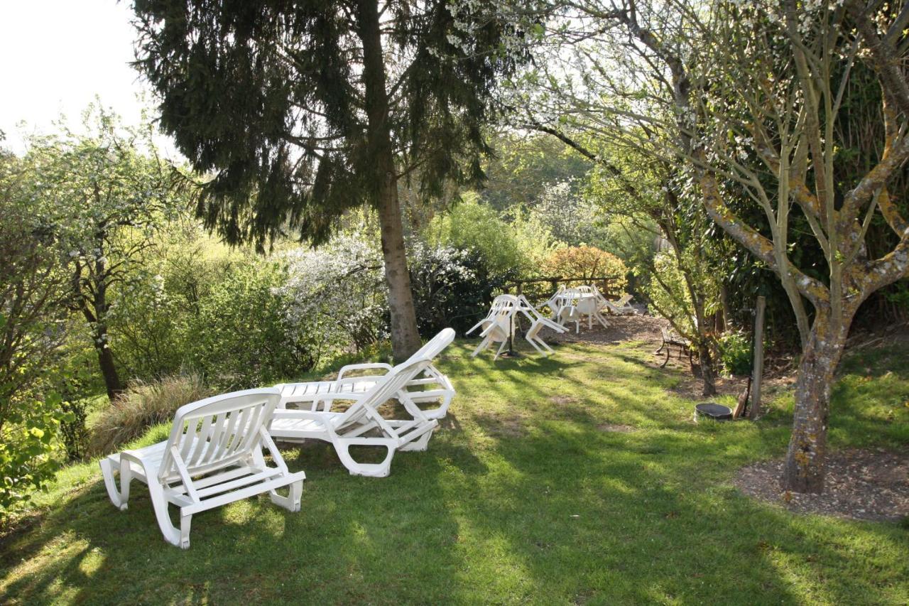 Bed and Breakfast La Maréchalerie Monthodon Exterior foto