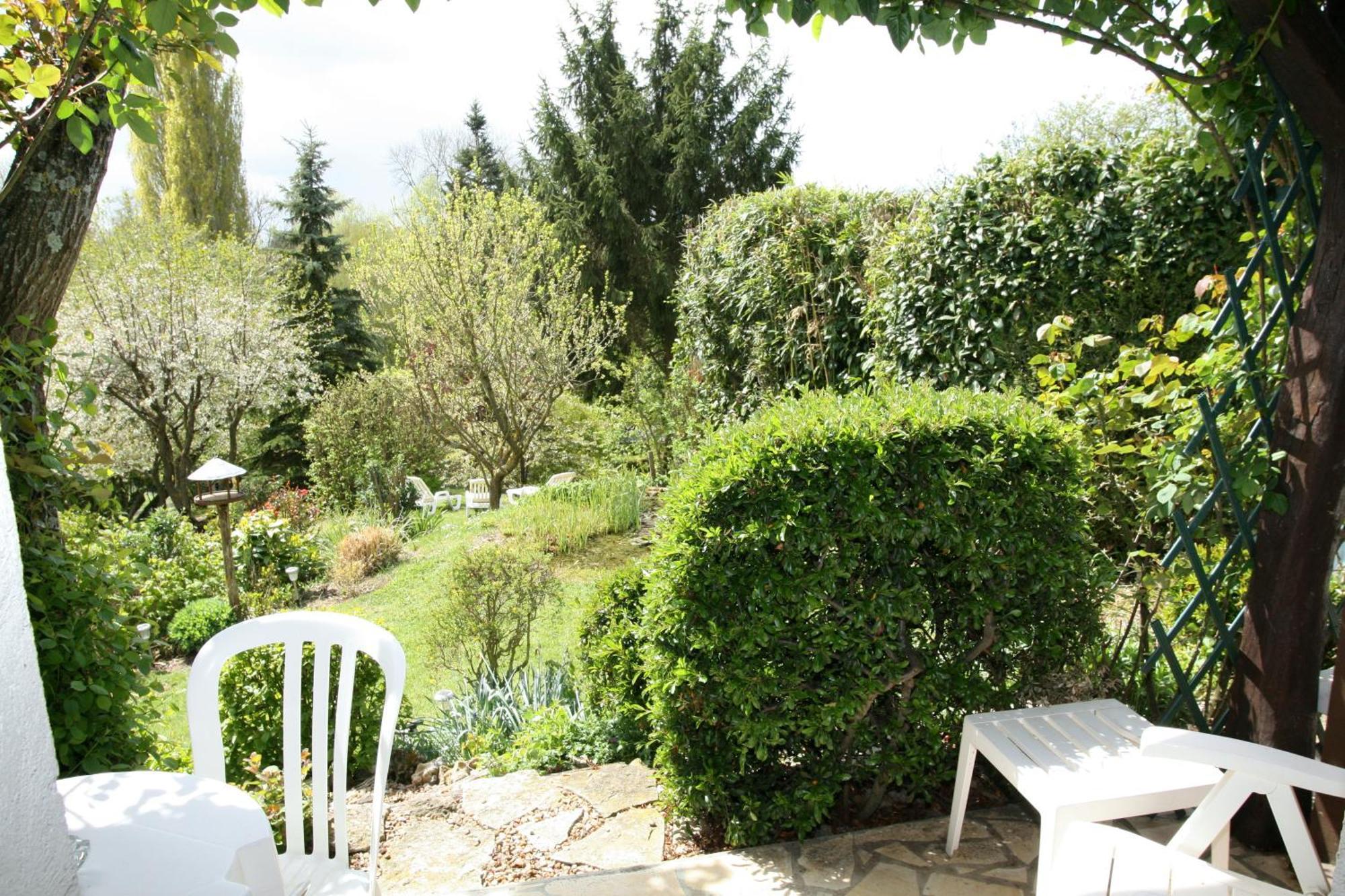 Bed and Breakfast La Maréchalerie Monthodon Exterior foto